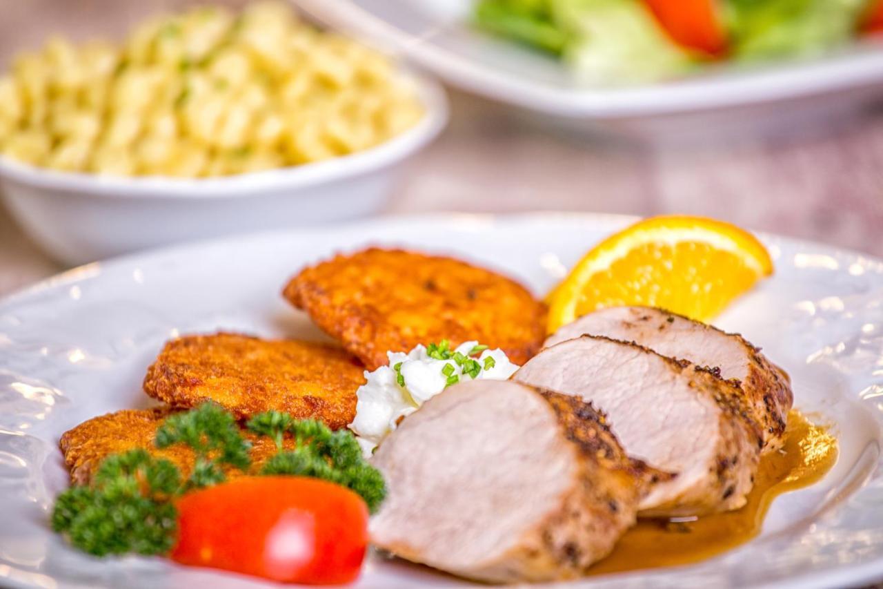 Traditions-Gasthaus Bayrischer Hof Leutkirch im Allgäu Dış mekan fotoğraf