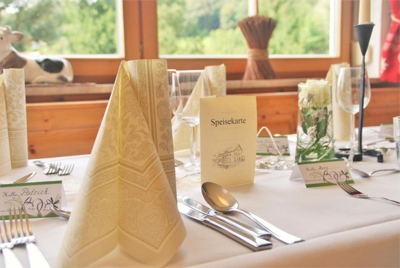 Traditions-Gasthaus Bayrischer Hof Leutkirch im Allgäu Dış mekan fotoğraf