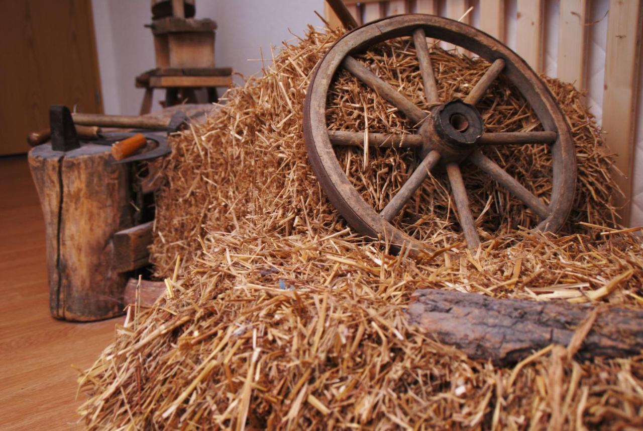 Traditions-Gasthaus Bayrischer Hof Leutkirch im Allgäu Dış mekan fotoğraf